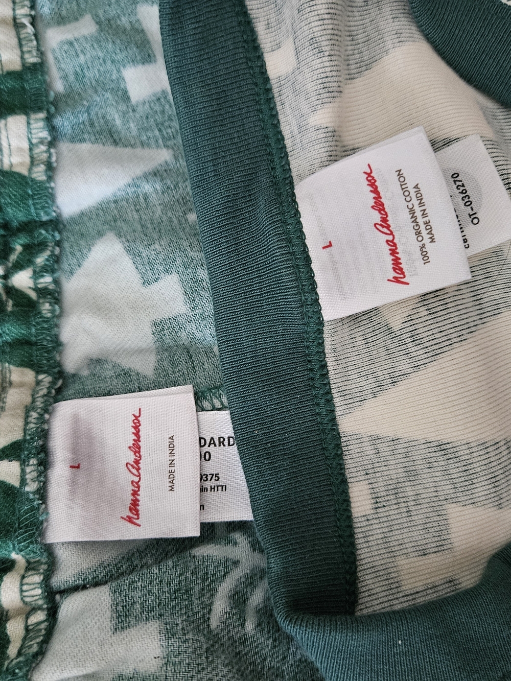 Vineyard Vines, Ralph Lauren, and Hannah Andersson Pajama Sets - Picture 5 of 7